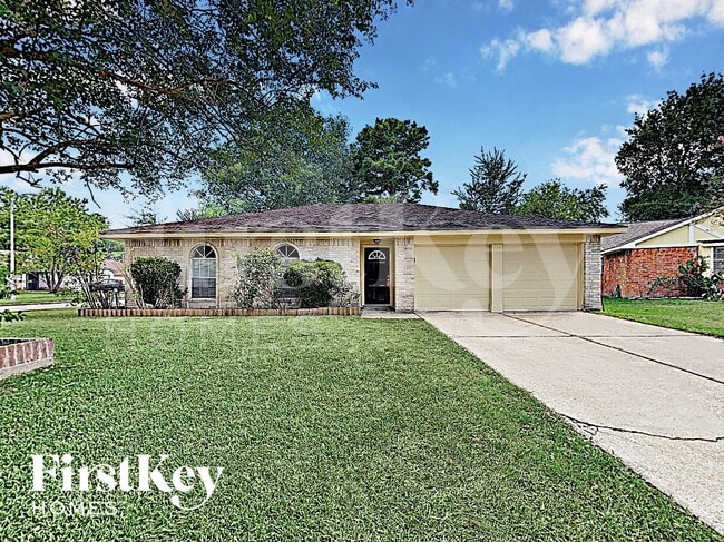 Building Photo - 20327 Bridgedale Ln