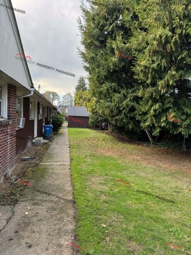 Photo - 1614-1630 SW Snively Ave Unit 1614