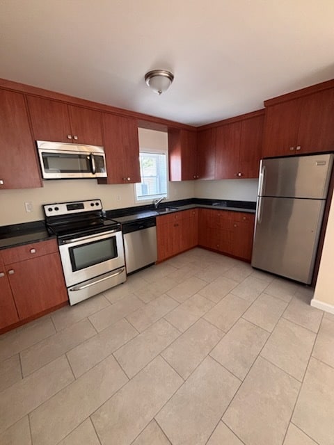 Building Photo - 1014 N Division St Unit 2