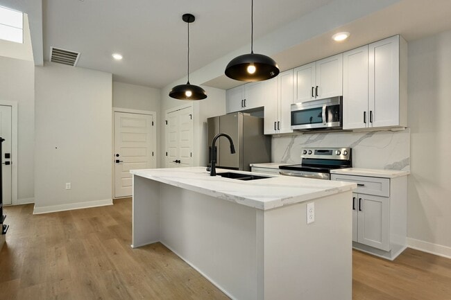 Photo - Two Bedroom Townhome for Lease