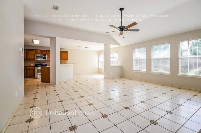 2002 Sumac Dr