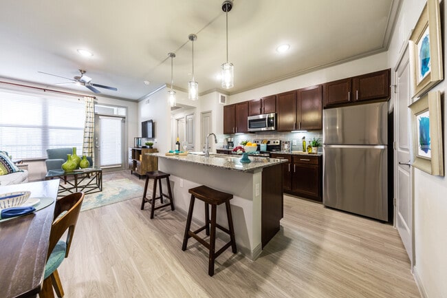 Photo - Ariza Plum Creek