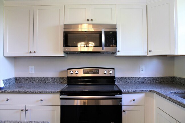 Photo - 1945 Old Russellville Pike