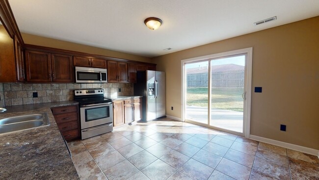 Photo - 6123-6125 Pinto Lane Unit 6123 Pinto