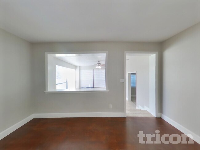 Photo - 7138 Mayapple Rd