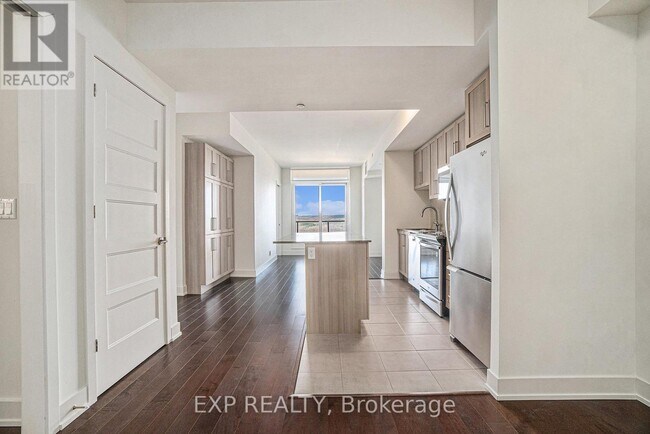 Photo - 485 Richmond Rd Unité 2403