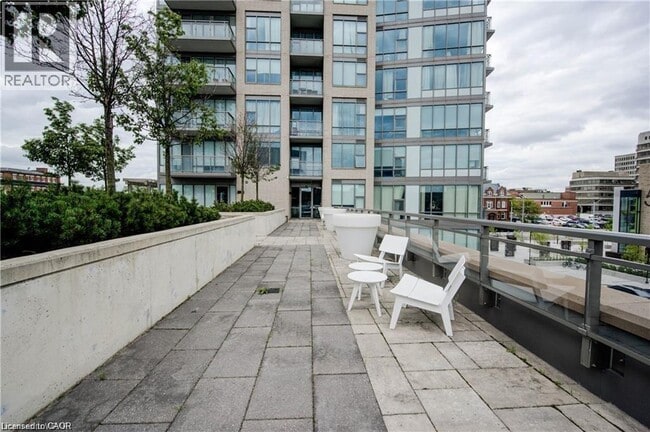 Photo - 85 Duke St W Unité 112