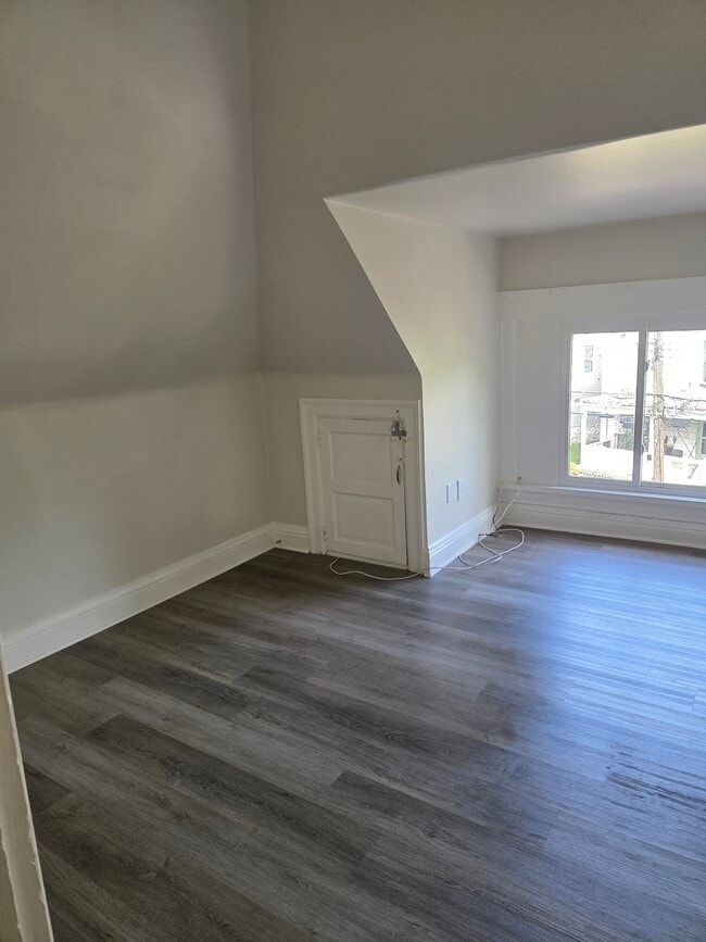 Photo - 11 N Linwood Ave