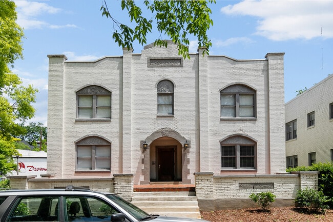 Building Photo - Ballard