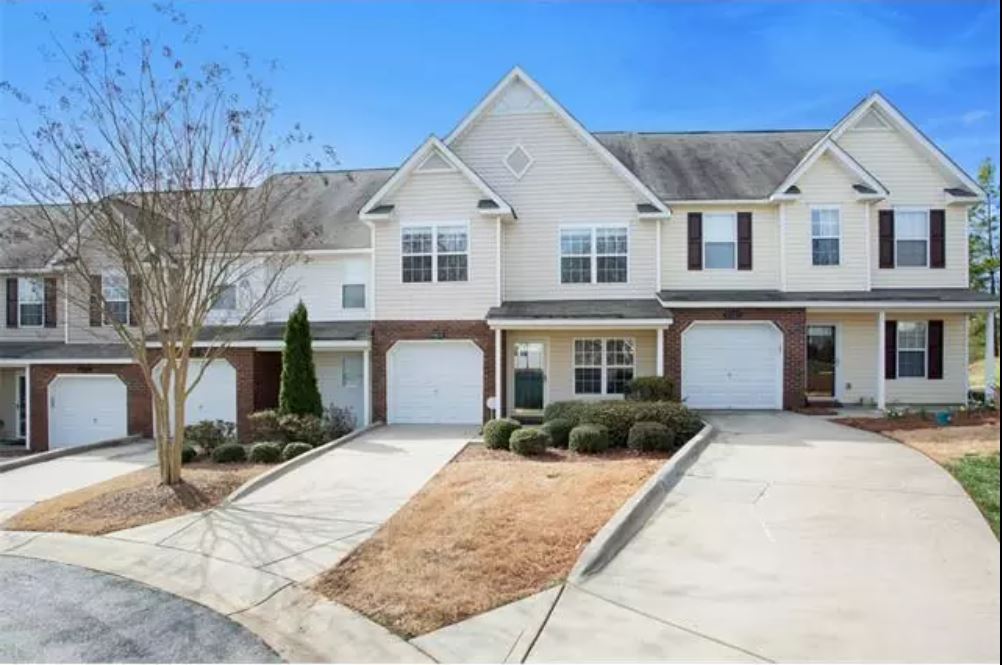 Beautiful Townhome in Charlotte - 10625 Prairie Ridge Ln (Charlotte, NC)