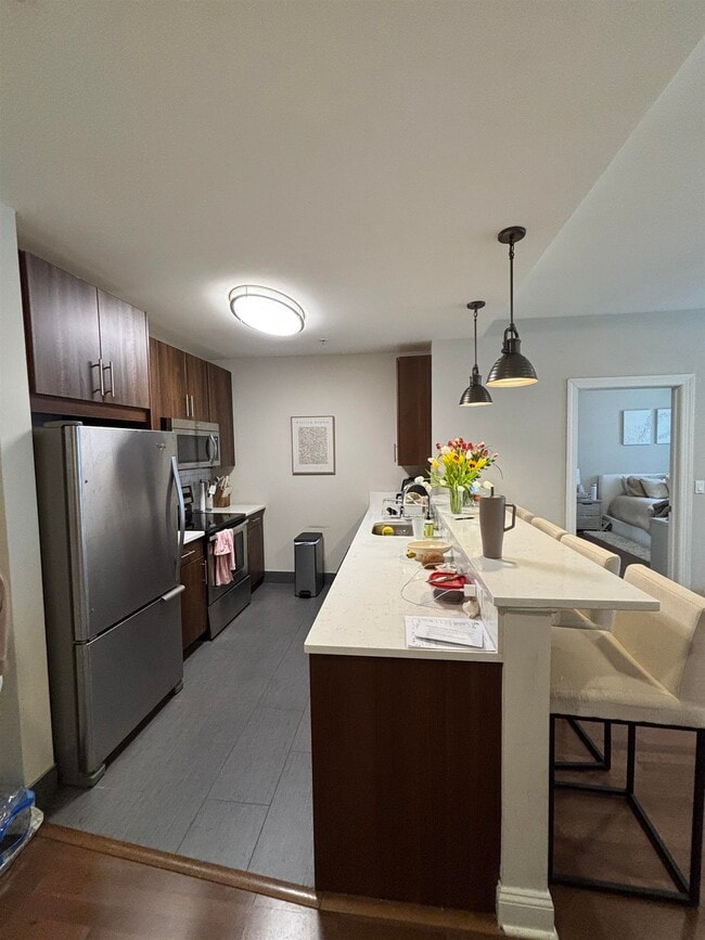 Building Photo - 100 Marshall St Unit 316