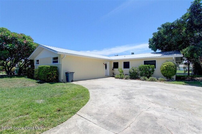 Photo - 331 Carmine Dr