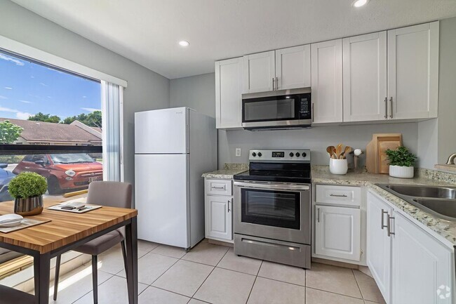 Building Photo - 2720 S Oakland Forest Dr Rental