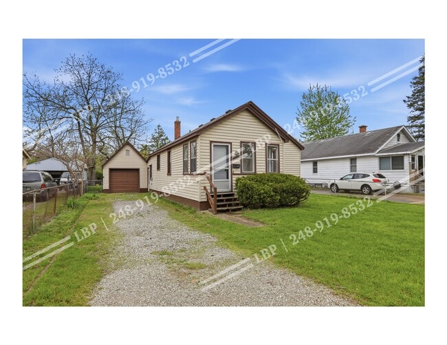 Photo - 35230 Sheffield St