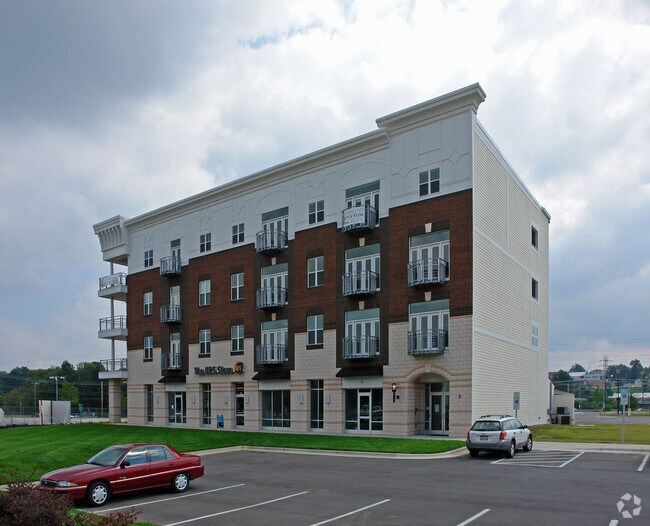 Photo - The Summit at Gateway