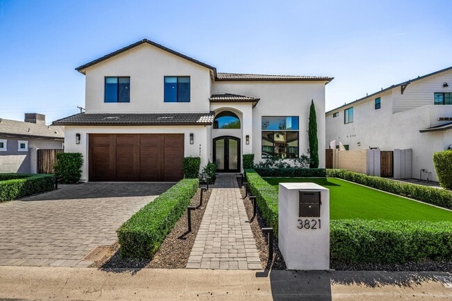 Photo - 3821 E Devonshire Ave