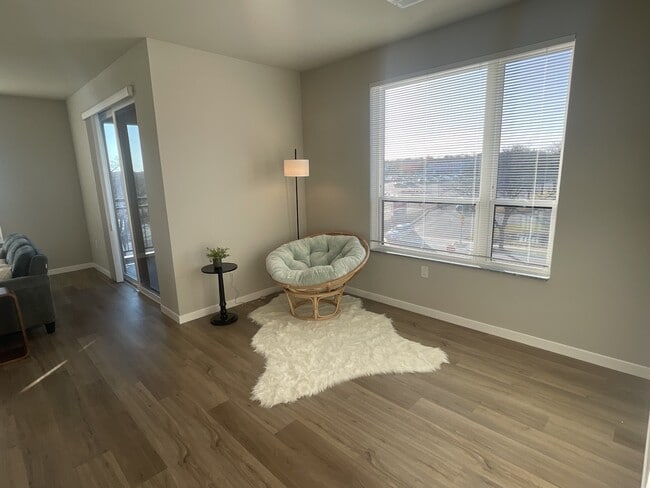 Photo - West End @ University Park