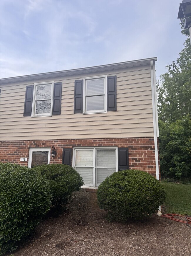 542 Leesville Rd