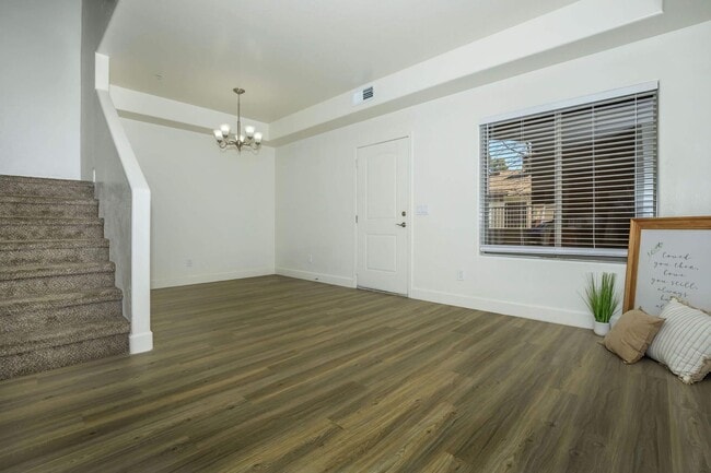 Photo - Maryland Terrace Apartments