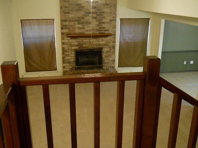 Photo - 216 S Deerfoot Cir