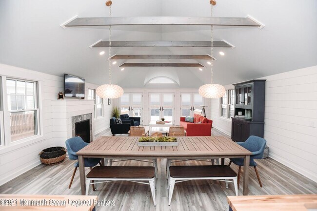 117 Boardwalk