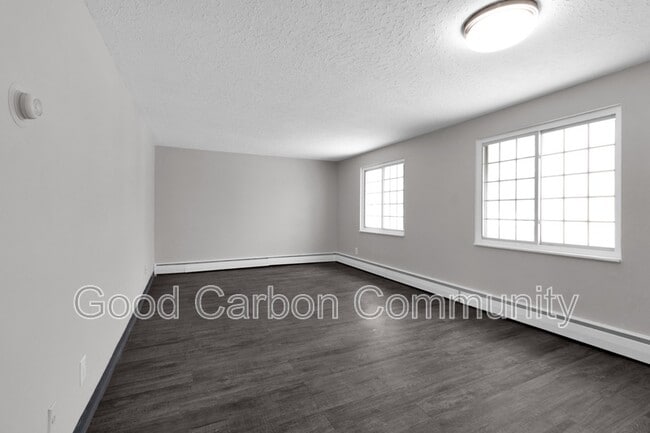Photo - 321 Beattie Ave Unit 3