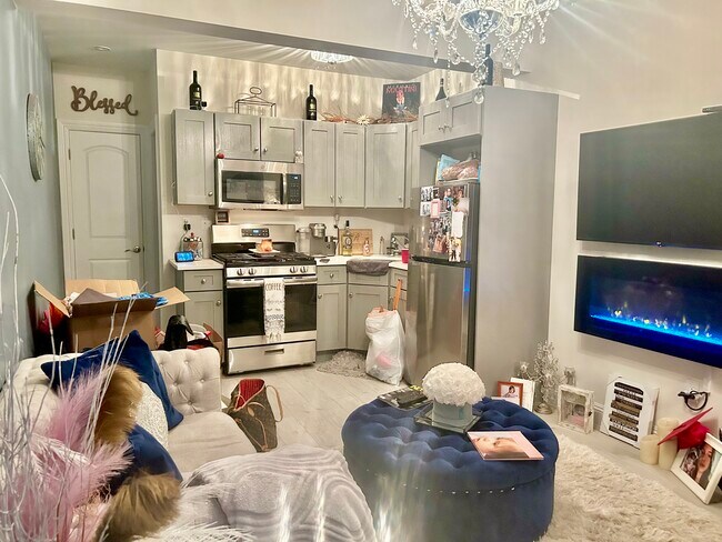 Photo - 216 Nippon Ave