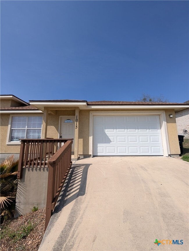 Photo - 1013 Misty Acres Dr