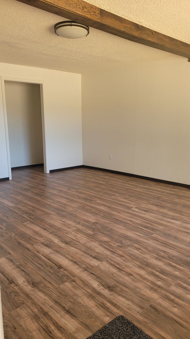 Photo - SIXA4267 Unit A