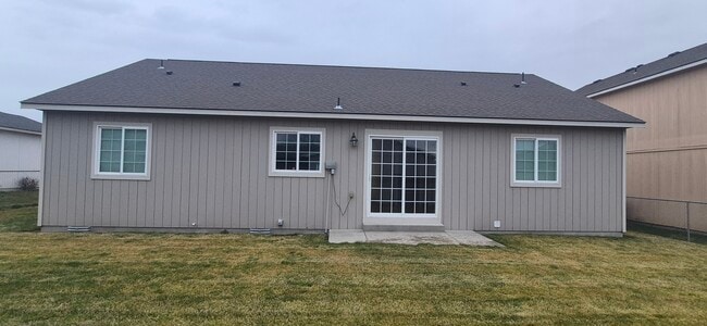 Photo - 1701 Guernsey St