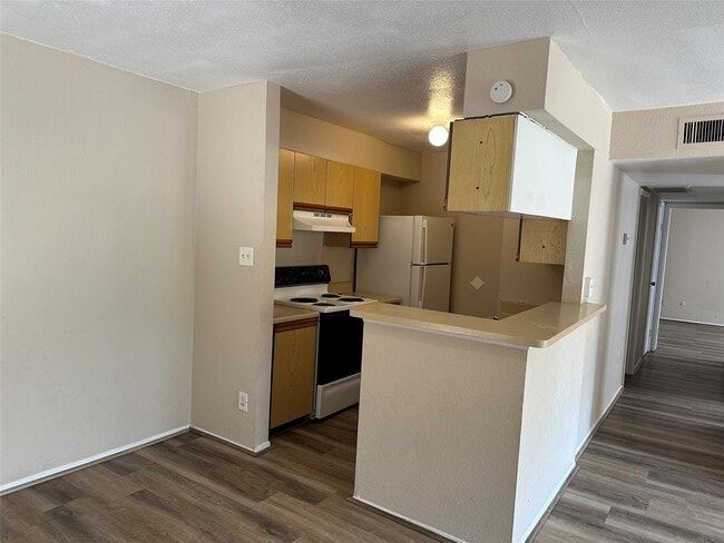 Photo - 10100 S Gessner Rd Unit 212