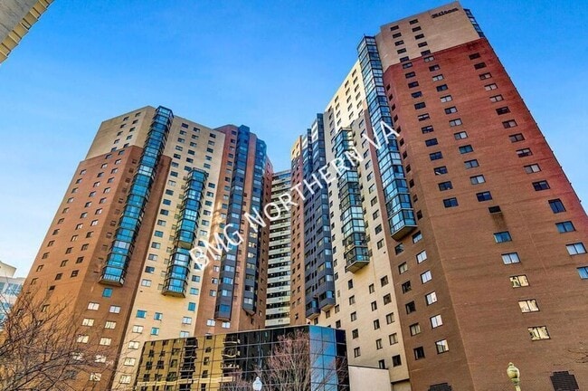 Building Photo - 900 N Stafford St