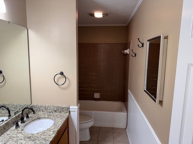 Photo - 5331 Lauri Ln