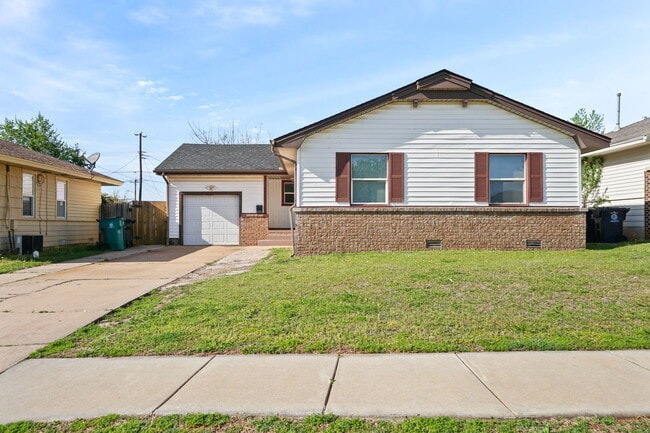 Photo - 4425 NW 31st St