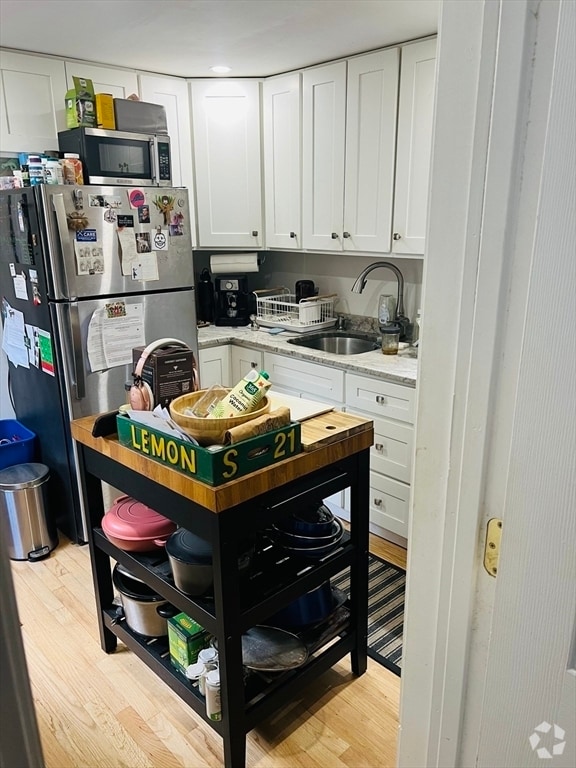 Building Photo - 19 Rockview St Unit 1L Rental