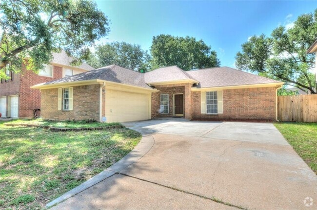Building Photo - 22807 Red River Dr Rental