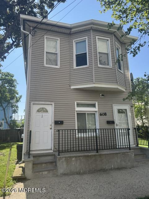 Building Photo - 608 Emory St