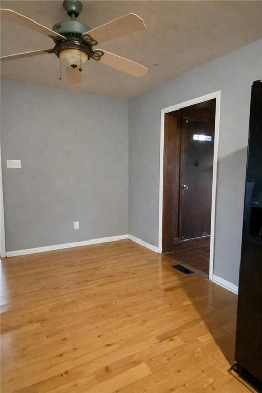 Photo - 1128 Mountain View Rd NW