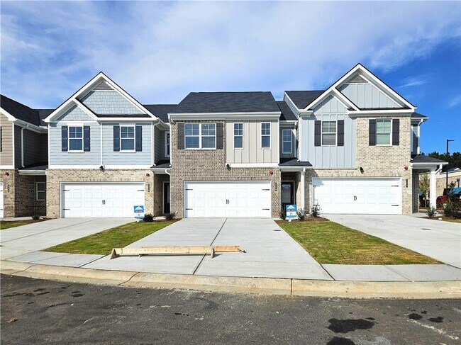 Photo - 334 Lanier Cir