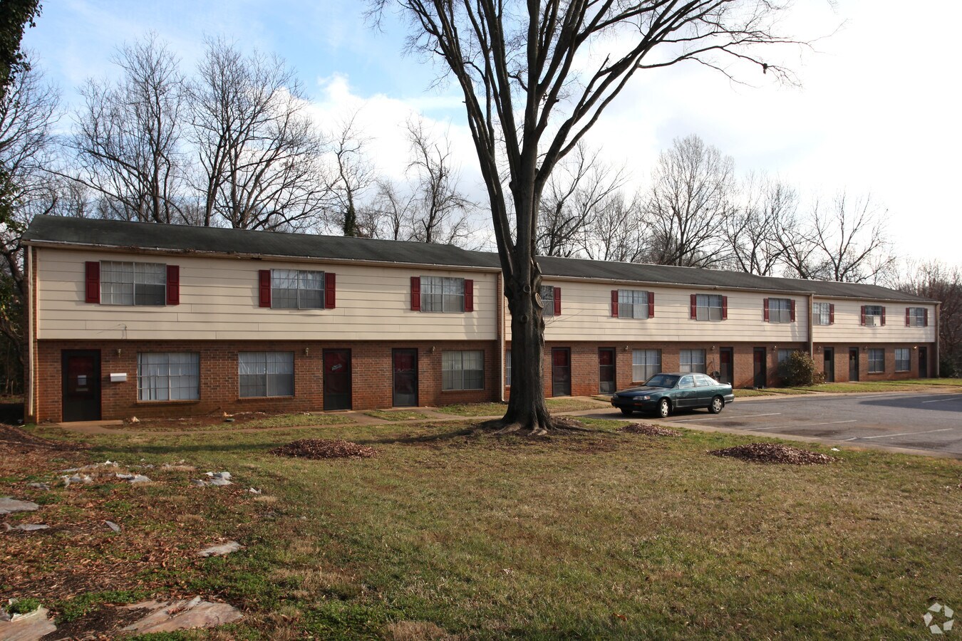 Photo - 300 S Bost Ave