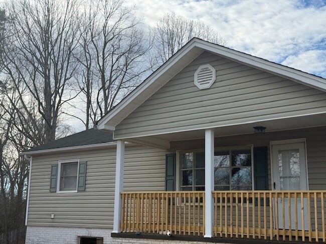 Building Photo - WOW! Space and Value — Morganton Rental with Big Basement