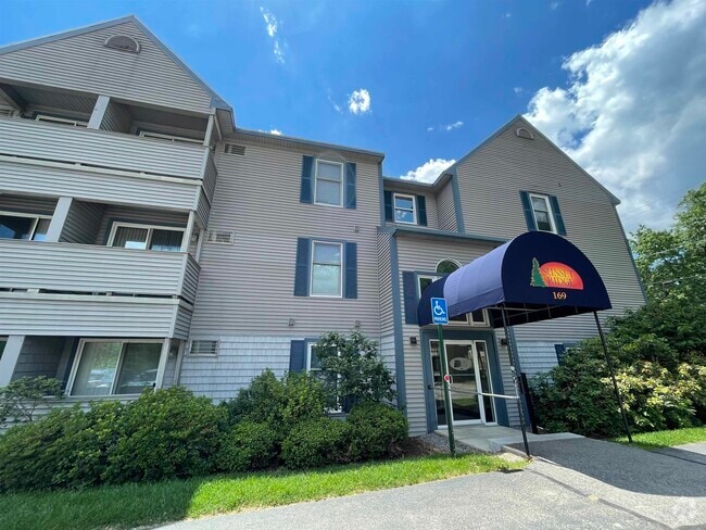Building Photo - 177 Eastern Ave Unit 301 Rental