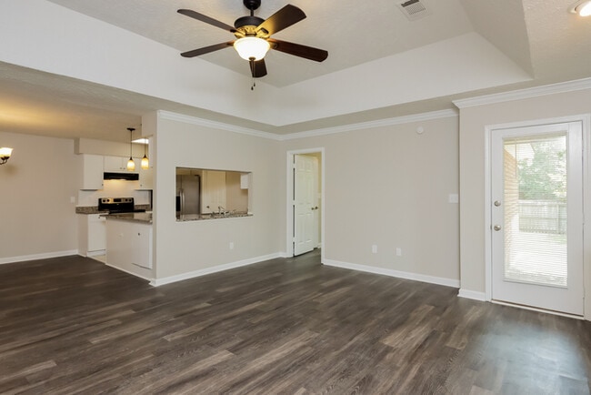 Photo - 1649 Meadow Oak Ct
