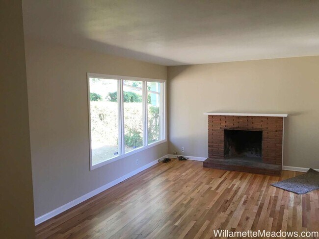 Photo - 3 Bedroom 1 Bath Great Neighborhood!!