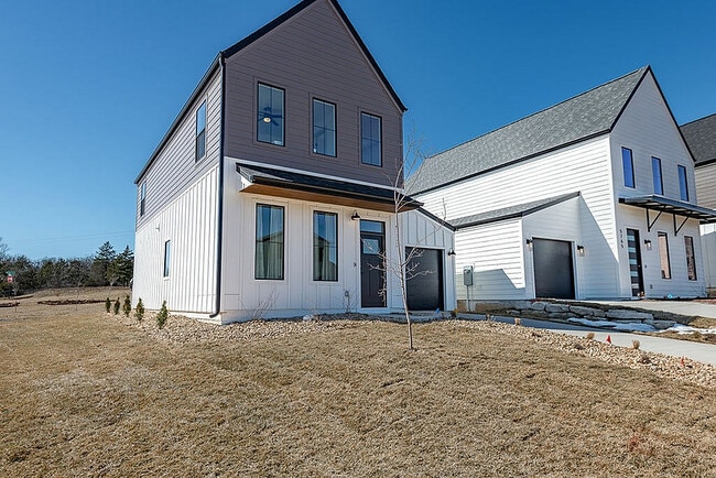 Building Photo - Owen Silos Rental