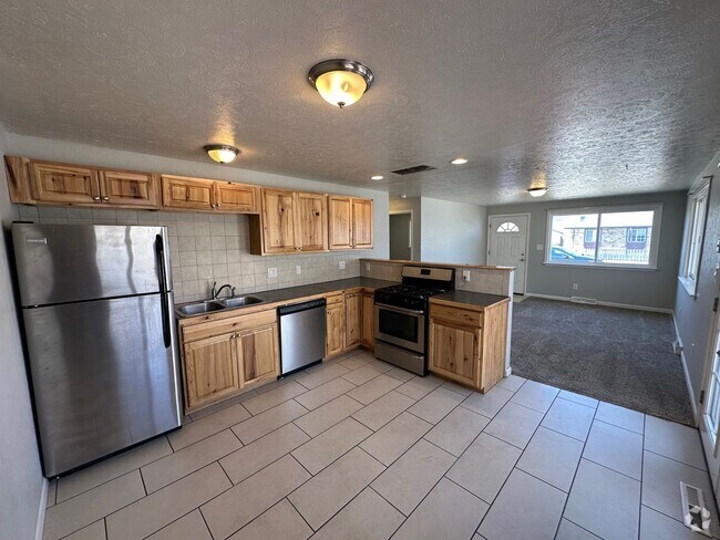 Building Photo - 706-708 Meeker St Rental