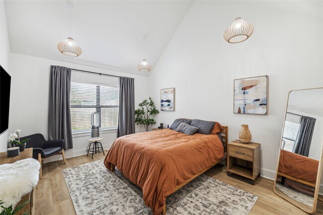 Photo - 4603 Farmer St