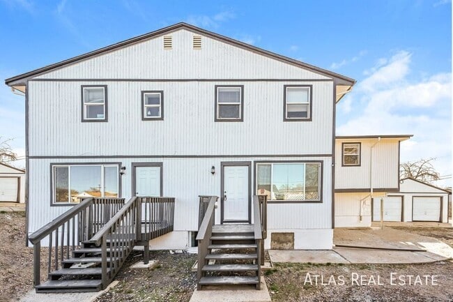 Photo - 3210 W Longfellow Pl Apartment Unit B