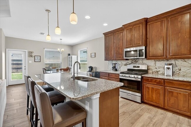 Photo - 2214 Cuarzo Dr