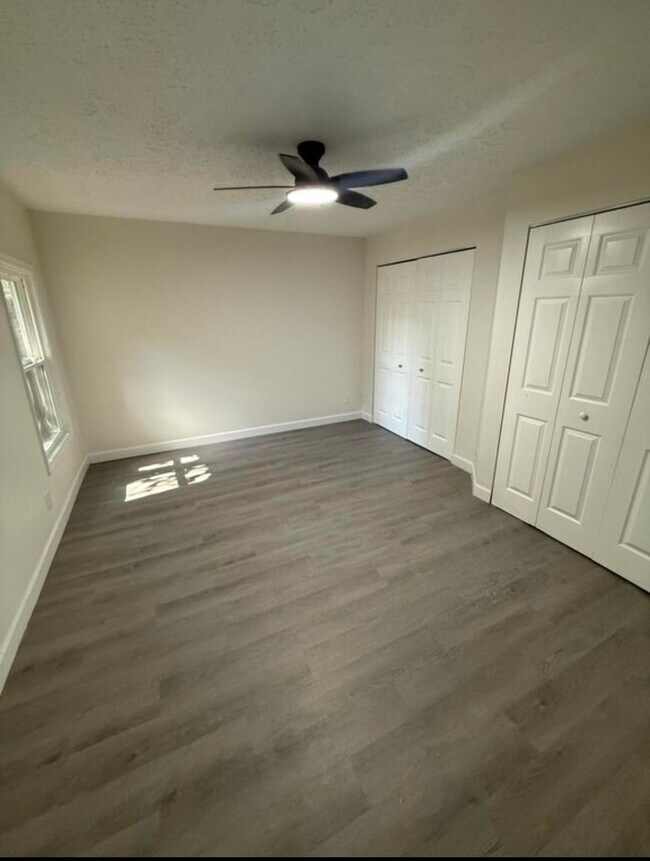 Photo - 722 Brawner St